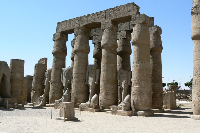 18 LUXOR Luxor Temple